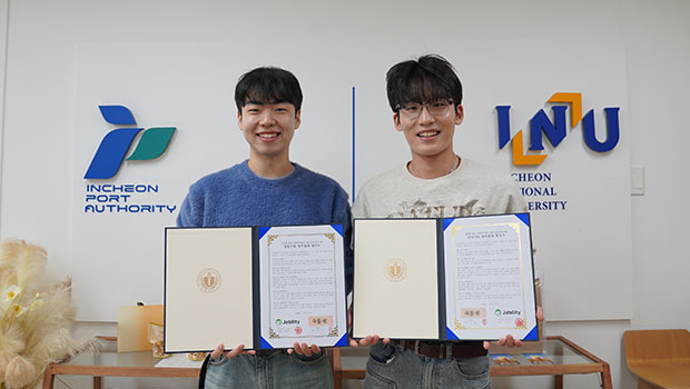 왼쪽 ㈜스코플 신현우 대표, 오른쪽 곡물원 김강 대표