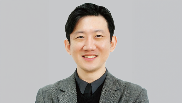 김준섭 교수
