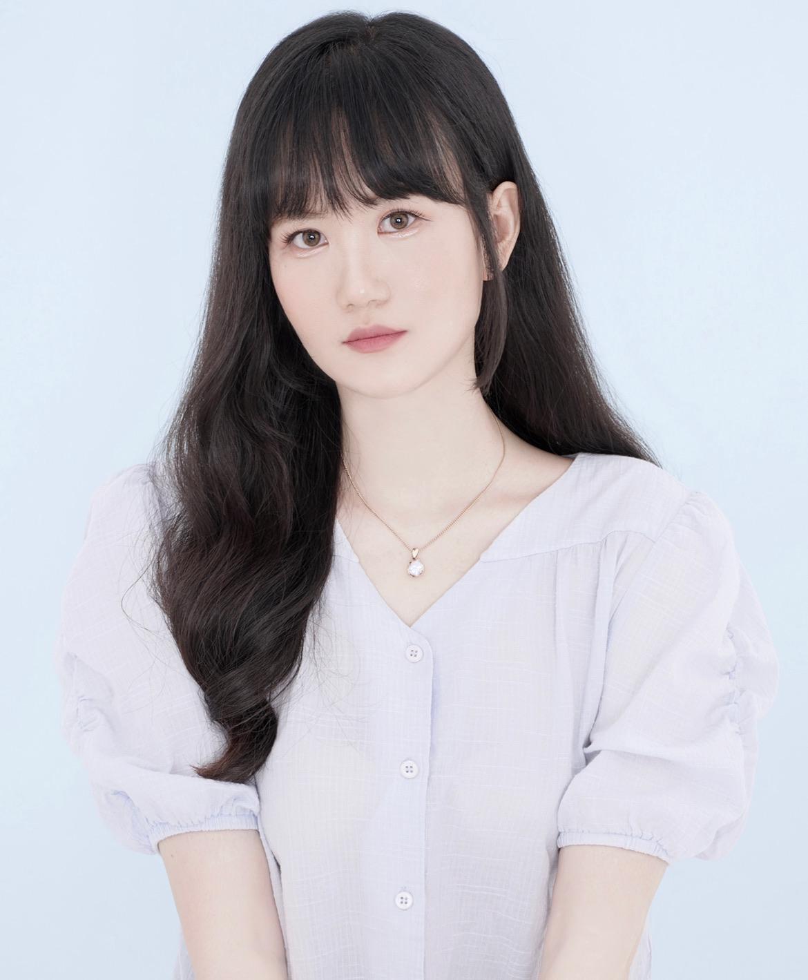 신은솔 사진