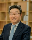 유우식 학장 사진