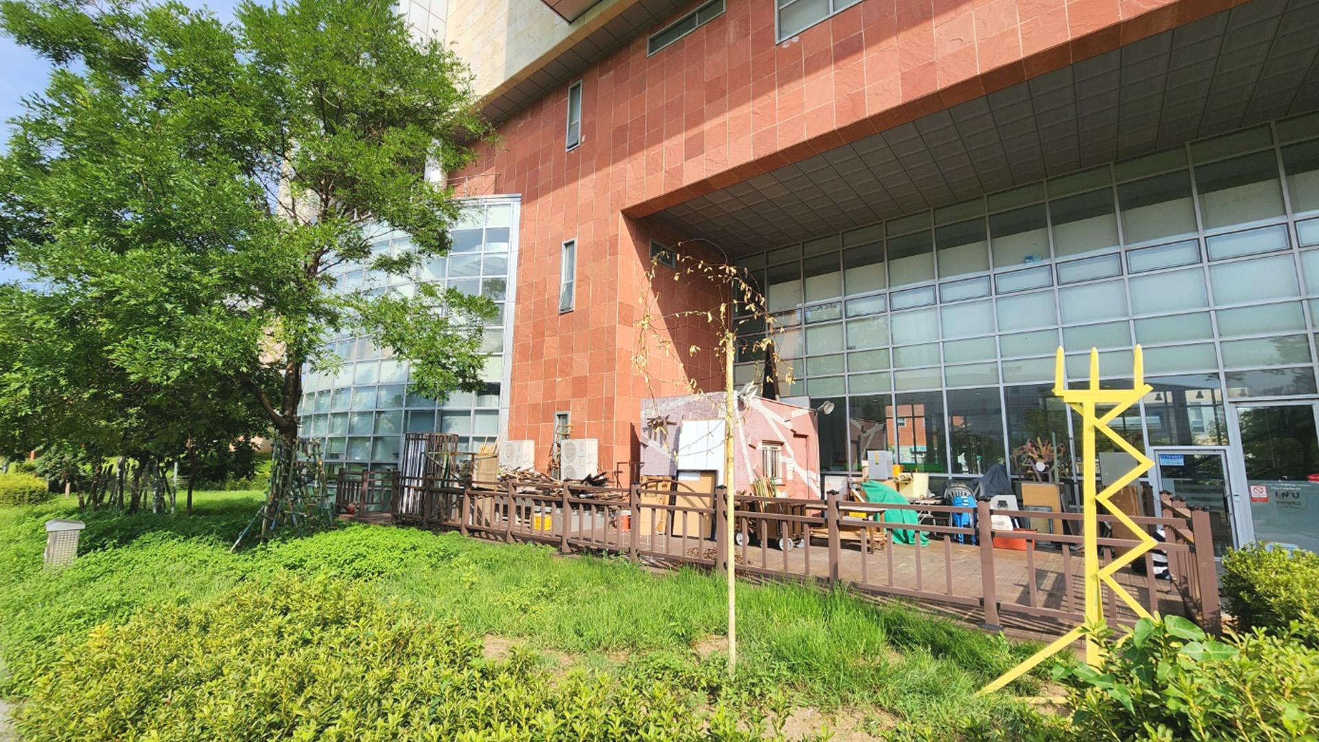 야외작업장 전경