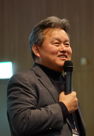 이 희 관