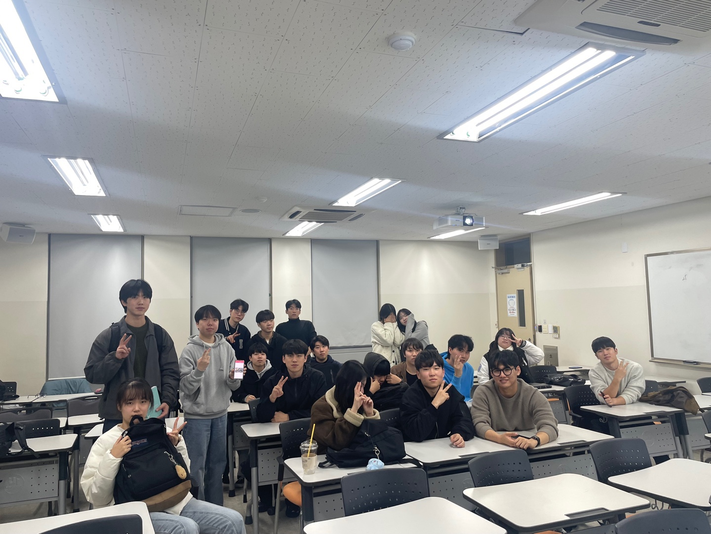 아르고나우츠 활동사진 4