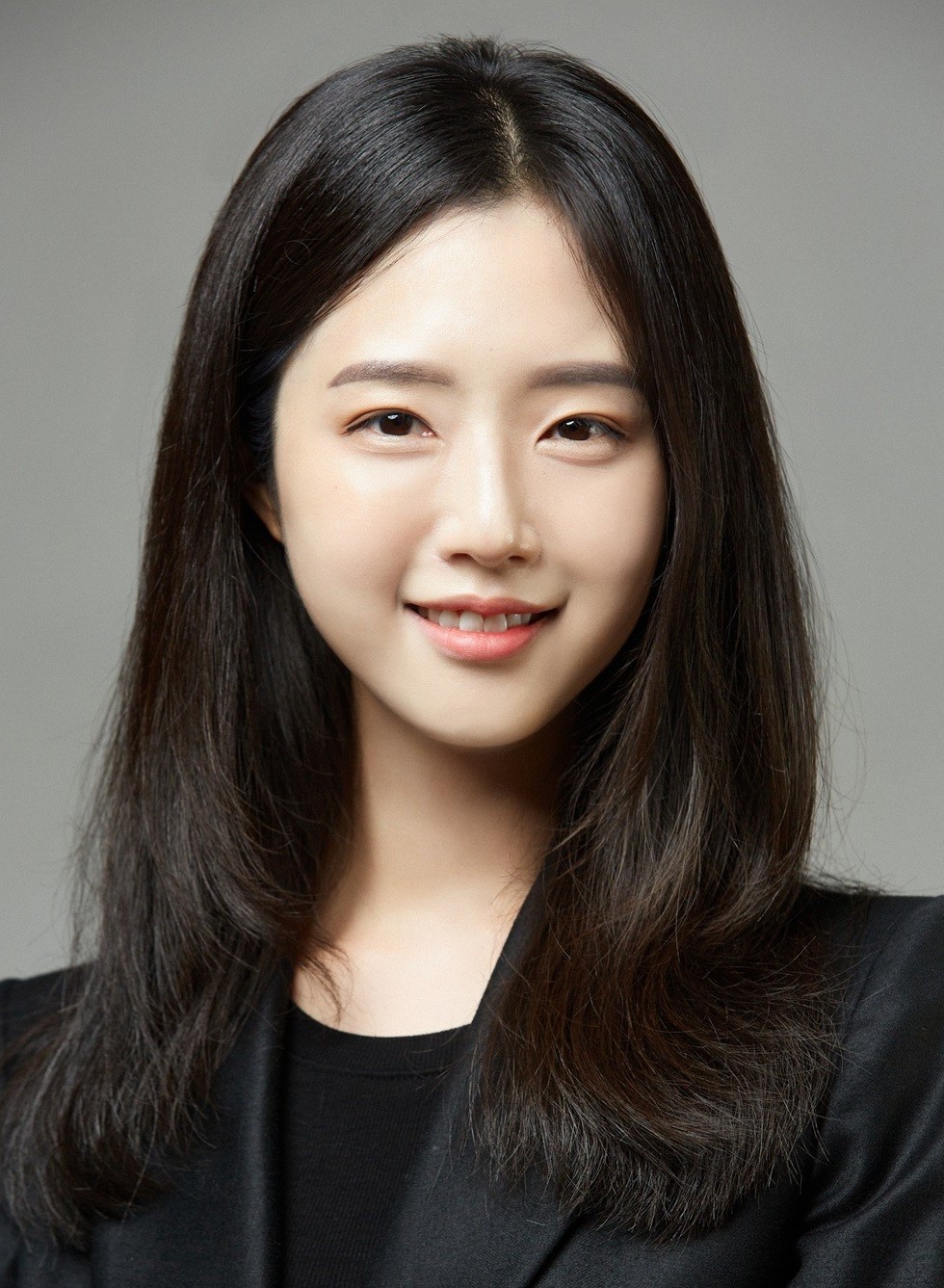 유담 교수