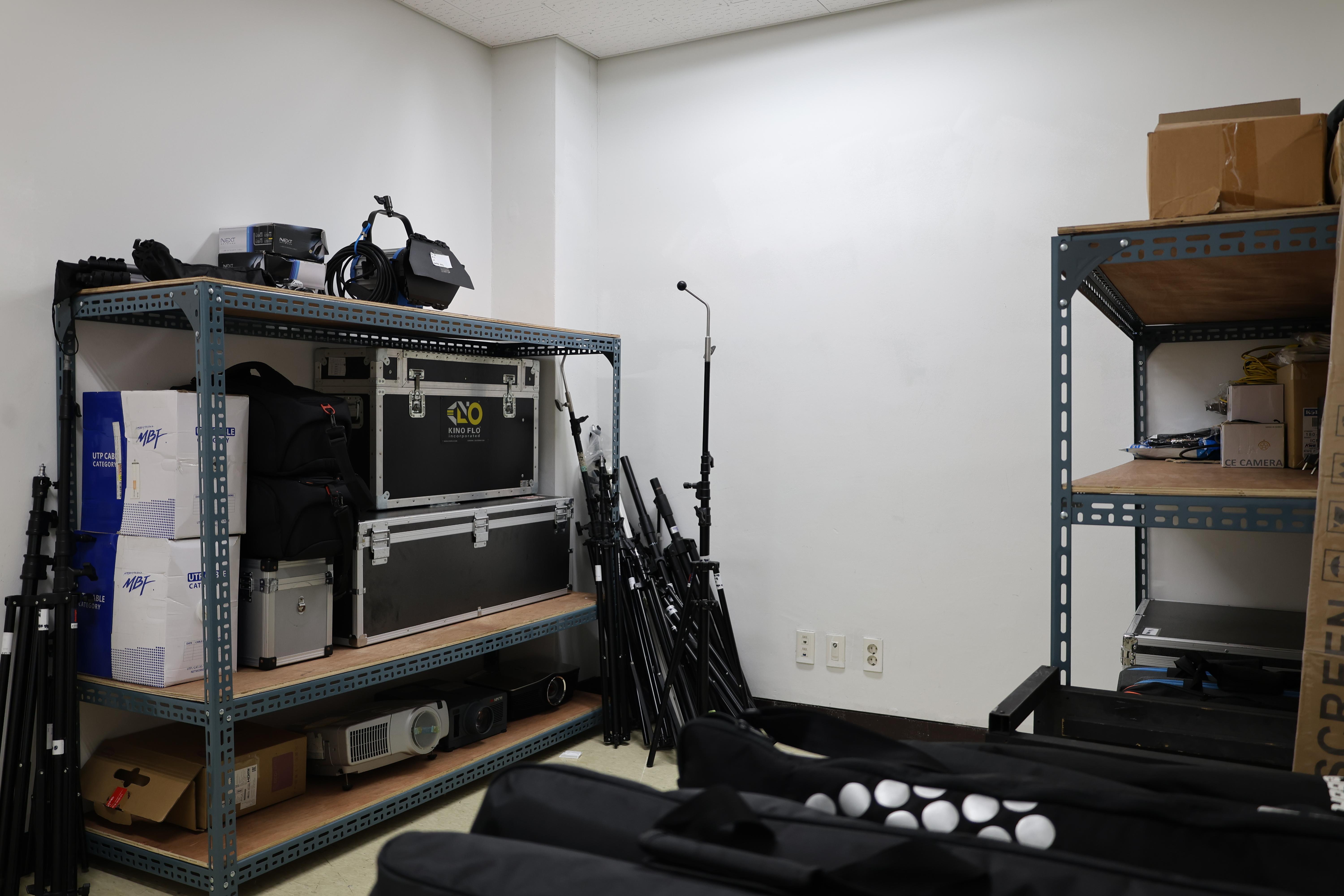 영상기자재실 대표이미지